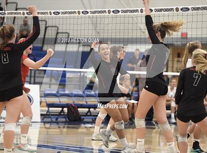 Thumbnail 3 in Laguna Beach vs. Village Christian (CIF-SS D3 Final) photogallery.