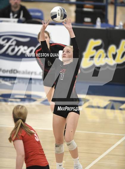 Thumbnail 3 in Laguna Beach vs. Village Christian (CIF-SS D3 Final) photogallery.