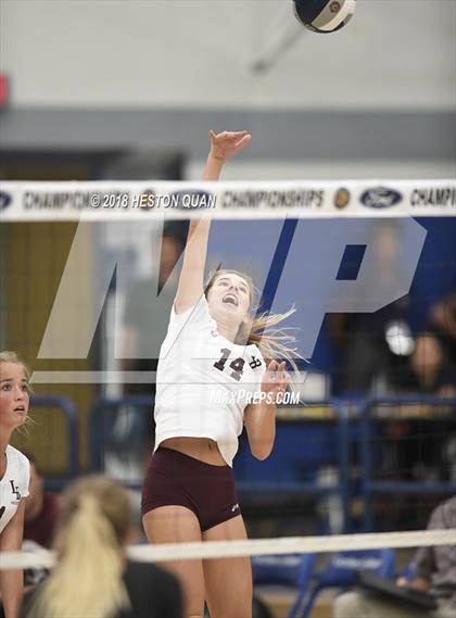 Thumbnail 1 in Laguna Beach vs. Village Christian (CIF-SS D3 Final) photogallery.