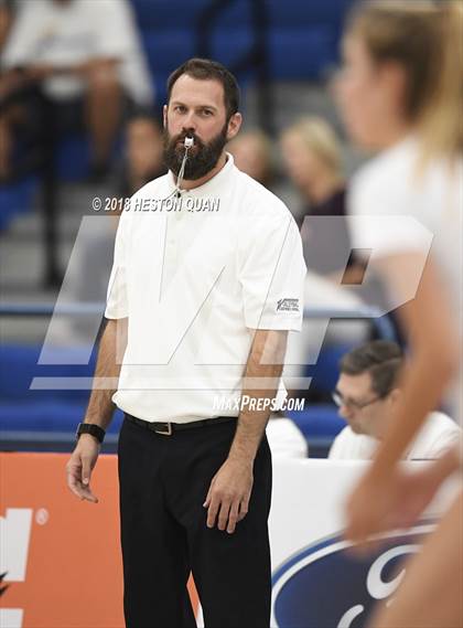 Thumbnail 2 in Laguna Beach vs. Village Christian (CIF-SS D3 Final) photogallery.