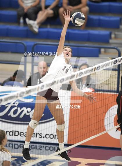 Thumbnail 2 in Laguna Beach vs. Village Christian (CIF-SS D3 Final) photogallery.