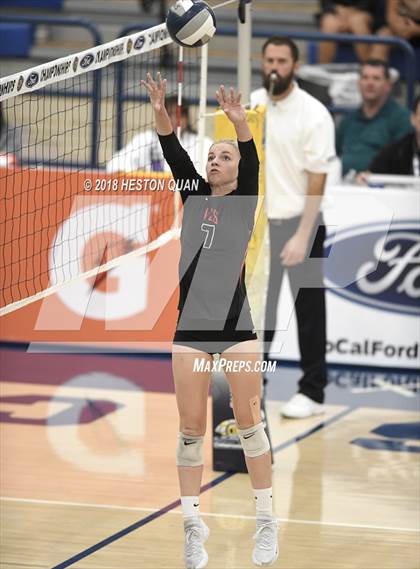 Thumbnail 1 in Laguna Beach vs. Village Christian (CIF-SS D3 Final) photogallery.