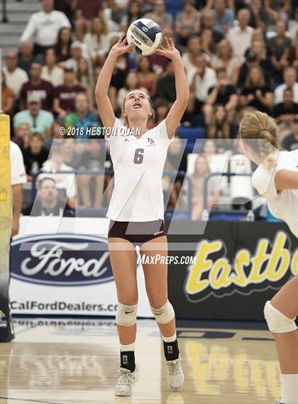 Thumbnail 1 in Laguna Beach vs. Village Christian (CIF-SS D3 Final) photogallery.