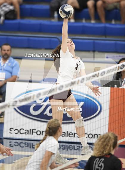 Thumbnail 1 in Laguna Beach vs. Village Christian (CIF-SS D3 Final) photogallery.