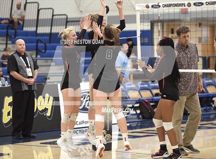 Thumbnail 1 in Laguna Beach vs. Village Christian (CIF-SS D3 Final) photogallery.