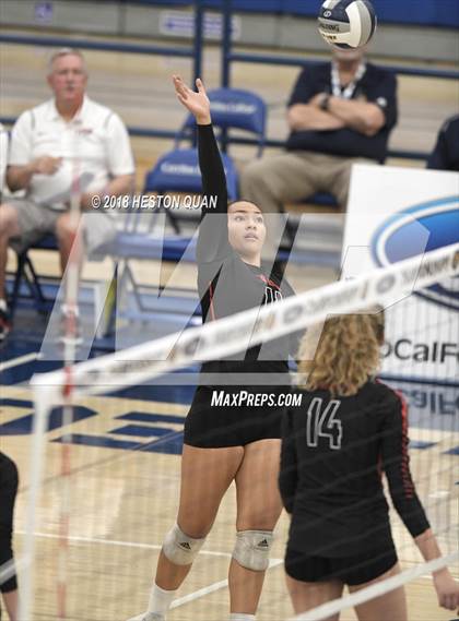 Thumbnail 2 in Laguna Beach vs. Village Christian (CIF-SS D3 Final) photogallery.