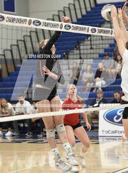 Thumbnail 3 in Laguna Beach vs. Village Christian (CIF-SS D3 Final) photogallery.