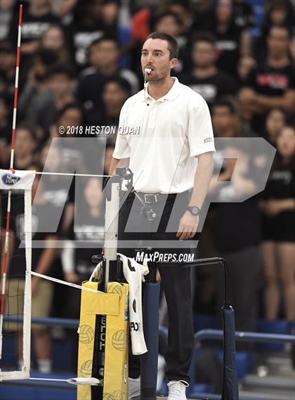 Thumbnail 3 in Laguna Beach vs. Village Christian (CIF-SS D3 Final) photogallery.