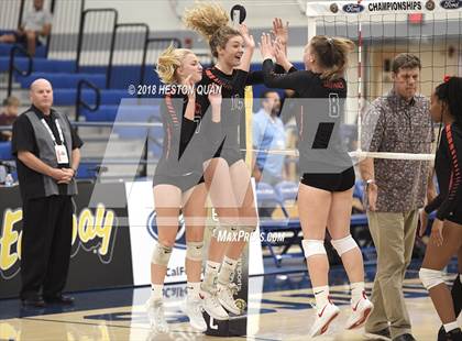 Thumbnail 2 in Laguna Beach vs. Village Christian (CIF-SS D3 Final) photogallery.