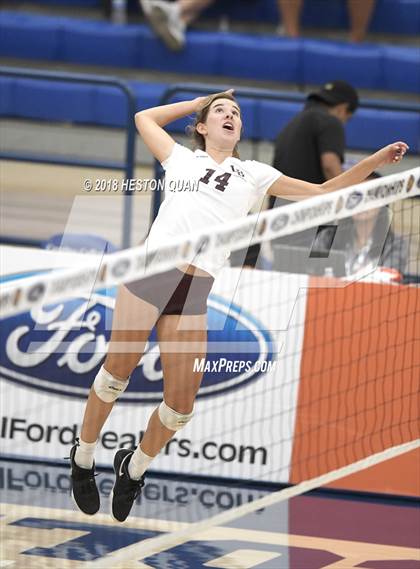 Thumbnail 3 in Laguna Beach vs. Village Christian (CIF-SS D3 Final) photogallery.