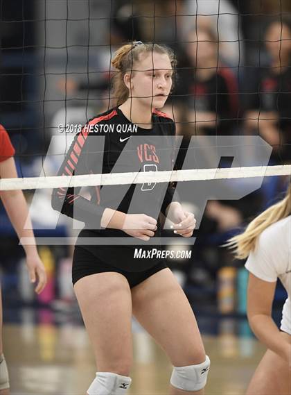 Thumbnail 3 in Laguna Beach vs. Village Christian (CIF-SS D3 Final) photogallery.