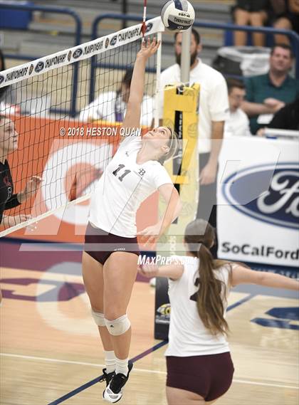 Thumbnail 3 in Laguna Beach vs. Village Christian (CIF-SS D3 Final) photogallery.