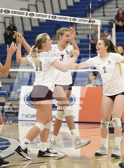 Thumbnail 2 in Laguna Beach vs. Village Christian (CIF-SS D3 Final) photogallery.