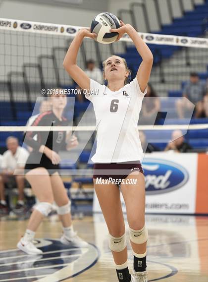 Thumbnail 2 in Laguna Beach vs. Village Christian (CIF-SS D3 Final) photogallery.