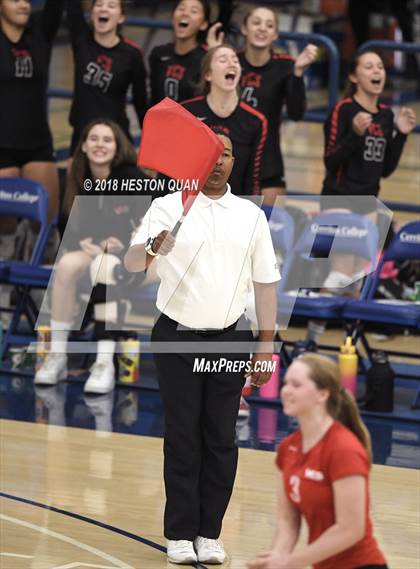 Thumbnail 1 in Laguna Beach vs. Village Christian (CIF-SS D3 Final) photogallery.
