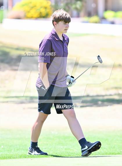 Thumbnail 3 in Metro Invitational Golf Tournament photogallery.