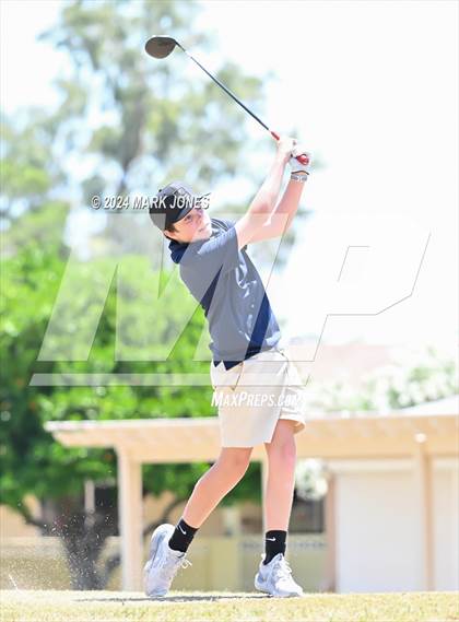 Thumbnail 3 in Metro Invitational Golf Tournament photogallery.