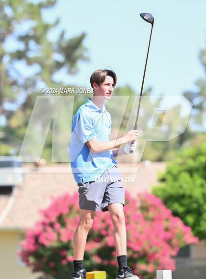 Thumbnail 2 in Metro Invitational Golf Tournament photogallery.