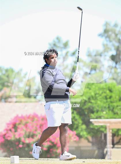 Thumbnail 3 in Metro Invitational Golf Tournament photogallery.