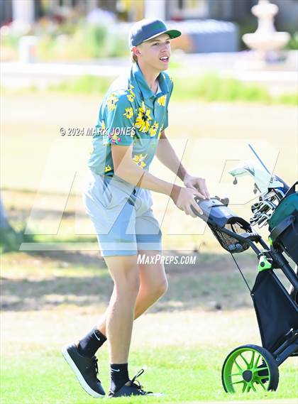 Thumbnail 1 in Metro Invitational Golf Tournament photogallery.