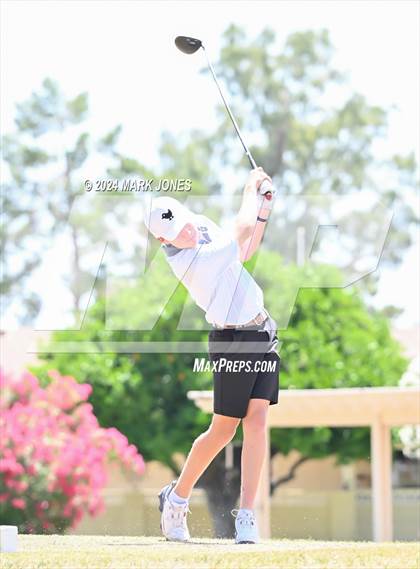 Thumbnail 3 in Metro Invitational Golf Tournament photogallery.