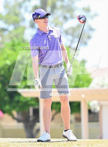 Thumbnail 3 in Metro Invitational Golf Tournament photogallery.