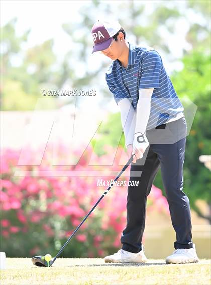 Thumbnail 2 in Metro Invitational Golf Tournament photogallery.