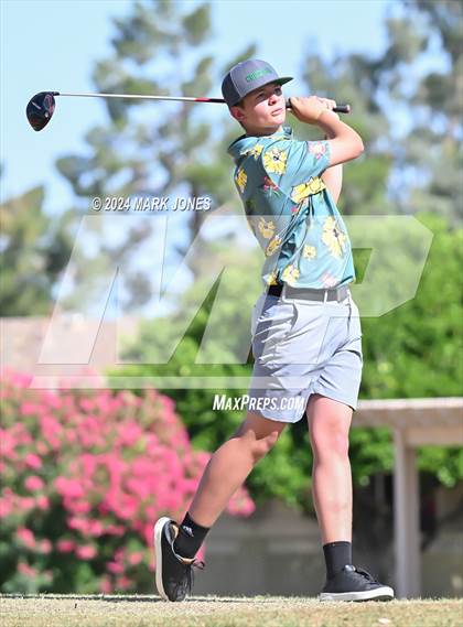 Thumbnail 2 in Metro Invitational Golf Tournament photogallery.