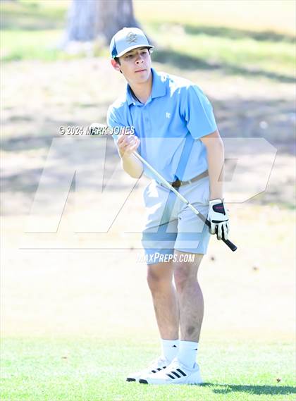 Thumbnail 3 in Metro Invitational Golf Tournament photogallery.