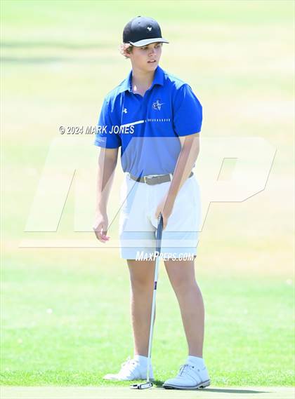 Thumbnail 2 in Metro Invitational Golf Tournament photogallery.