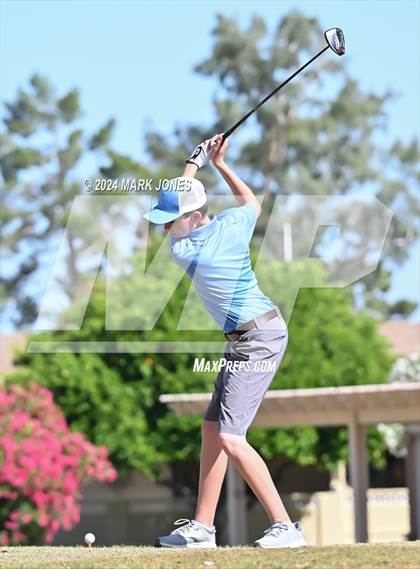 Thumbnail 2 in Metro Invitational Golf Tournament photogallery.