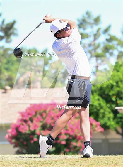 Thumbnail 2 in Metro Invitational Golf Tournament photogallery.