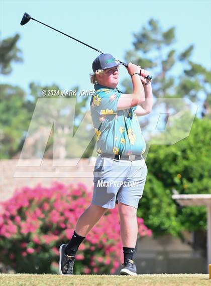 Thumbnail 3 in Metro Invitational Golf Tournament photogallery.