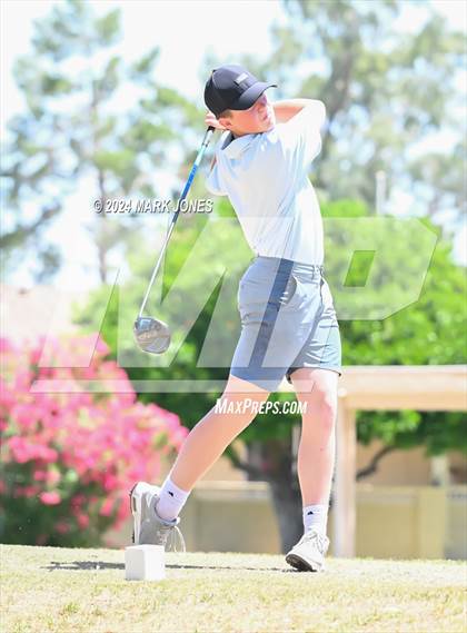 Thumbnail 2 in Metro Invitational Golf Tournament photogallery.