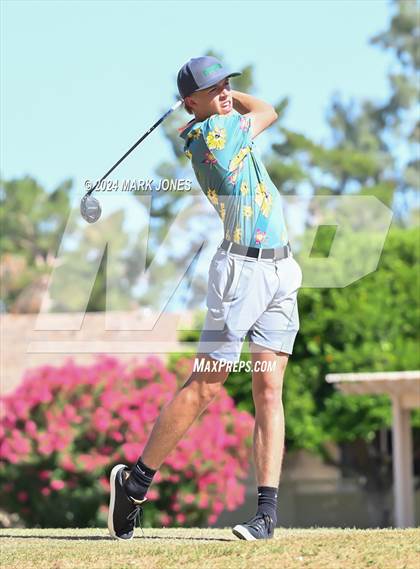 Thumbnail 2 in Metro Invitational Golf Tournament photogallery.
