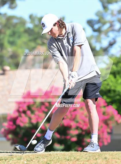 Thumbnail 2 in Metro Invitational Golf Tournament photogallery.
