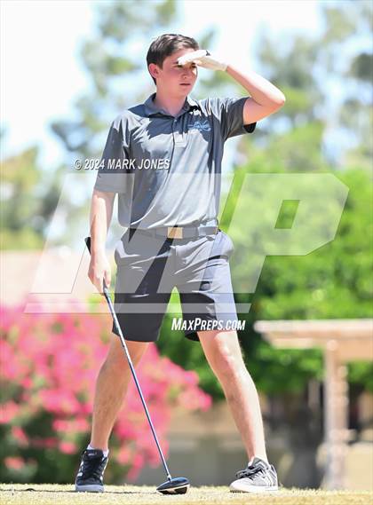 Thumbnail 3 in Metro Invitational Golf Tournament photogallery.