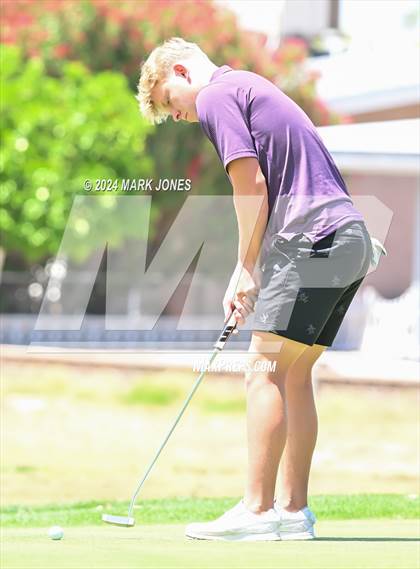 Thumbnail 2 in Metro Invitational Golf Tournament photogallery.