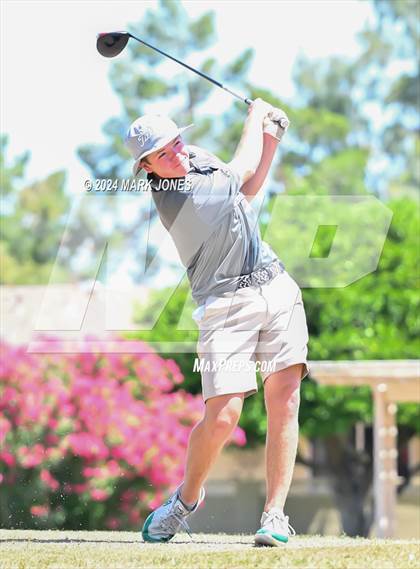 Thumbnail 2 in Metro Invitational Golf Tournament photogallery.