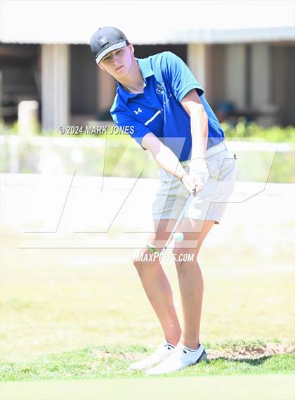 Thumbnail 2 in Metro Invitational Golf Tournament photogallery.