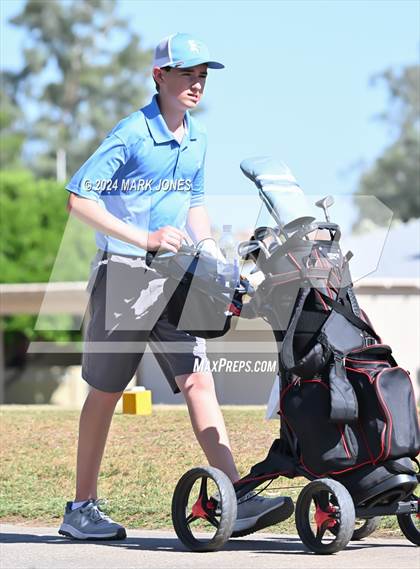Thumbnail 2 in Metro Invitational Golf Tournament photogallery.