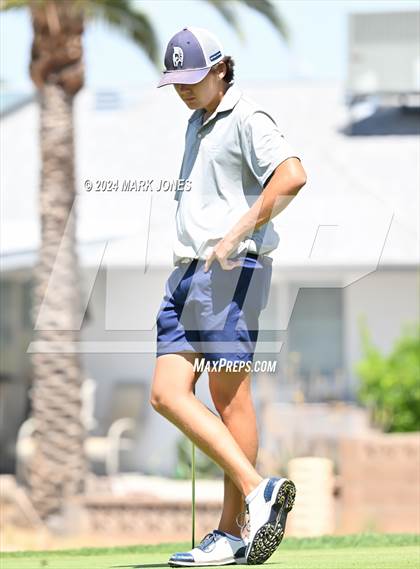 Thumbnail 3 in Metro Invitational Golf Tournament photogallery.