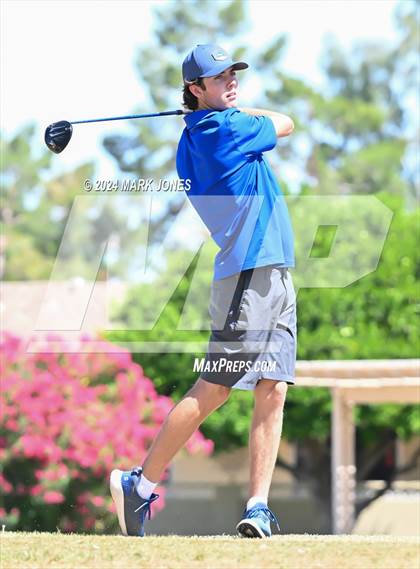 Thumbnail 2 in Metro Invitational Golf Tournament photogallery.
