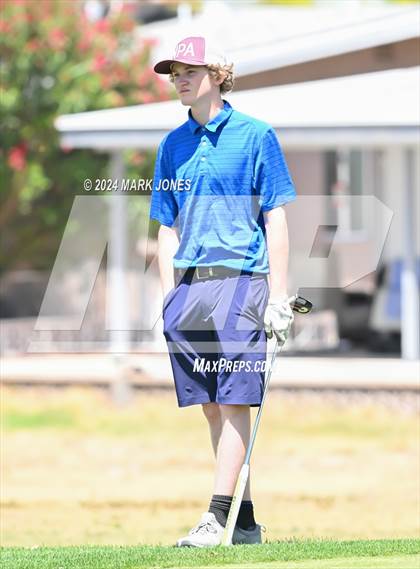 Thumbnail 2 in Metro Invitational Golf Tournament photogallery.