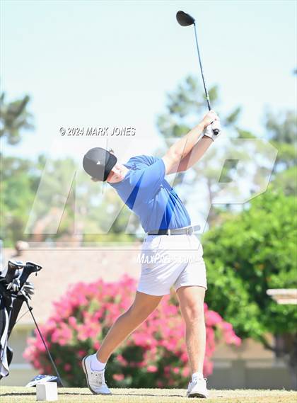 Thumbnail 2 in Metro Invitational Golf Tournament photogallery.