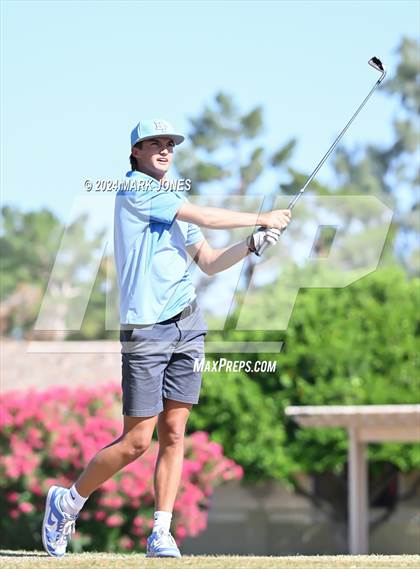 Thumbnail 2 in Metro Invitational Golf Tournament photogallery.