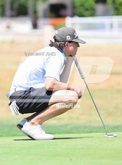 Thumbnail 3 in Metro Invitational Golf Tournament photogallery.