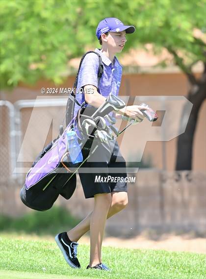Thumbnail 3 in Metro Invitational Golf Tournament photogallery.