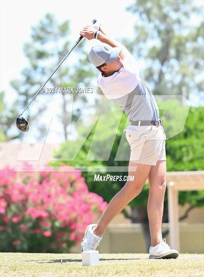 Thumbnail 3 in Metro Invitational Golf Tournament photogallery.