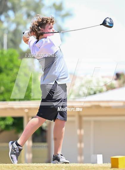 Thumbnail 2 in Metro Invitational Golf Tournament photogallery.